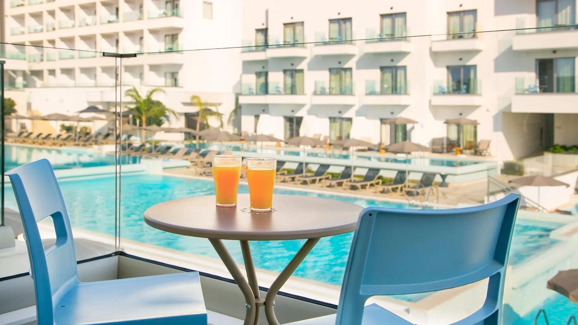 Atlantica Aqua Blue Otel Protaras 4*,  Kıbrıs