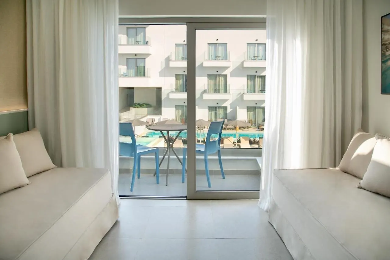 Atlantica Aqua Blue Hotel Protaras 4*,