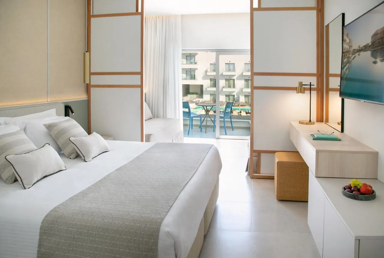 Atlantica Aqua Blue Hotel Protaras