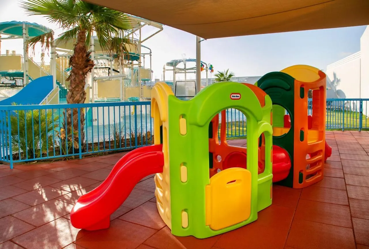 Atlantica Aqua Blue Hotel Protaras 4*,  Cypern